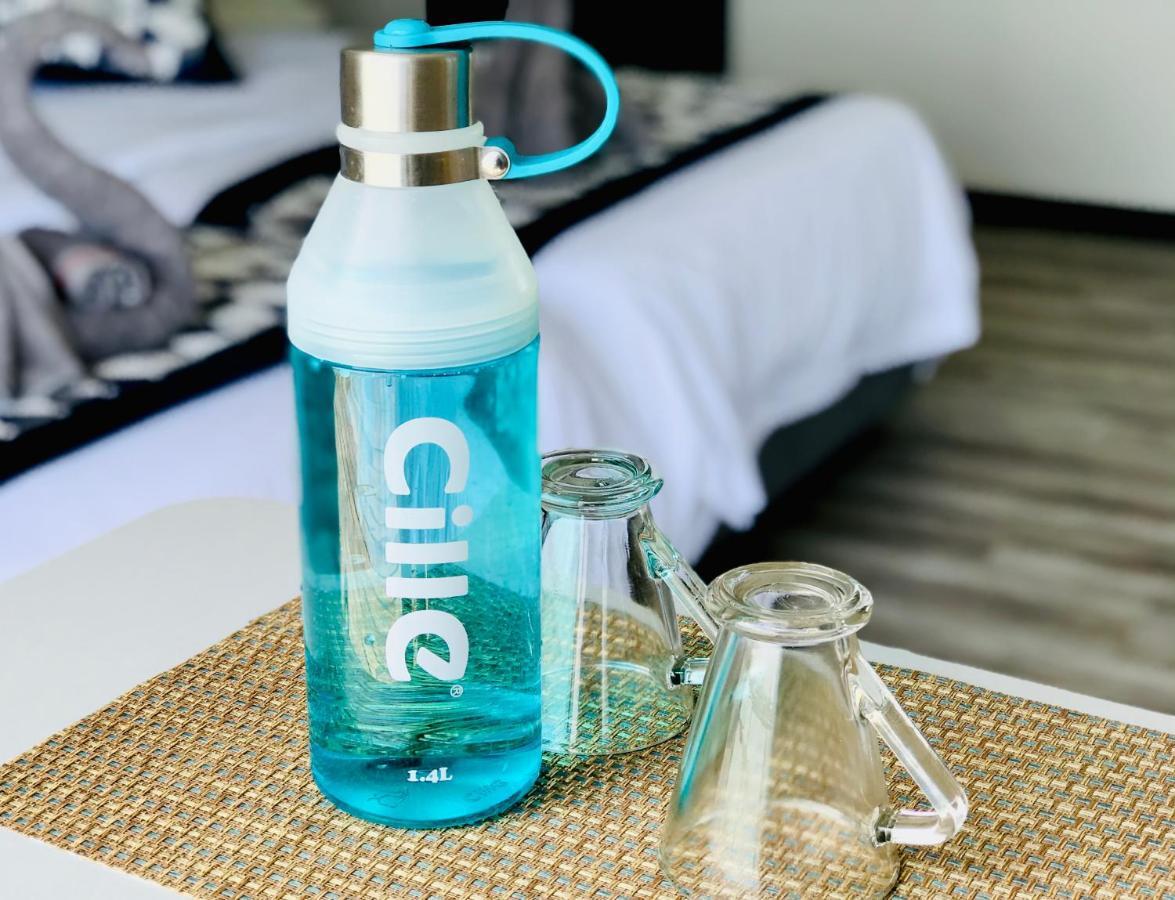 Shun Shun Water Bungalows Hotell Semporna Eksteriør bilde